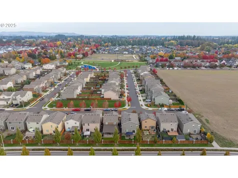 2103 NW Woodland Drive Mcminnville OR 97128