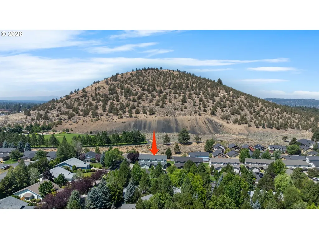 1926 NE Sams Loop Bend OR 97701