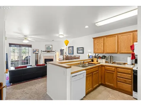 1926 NE Sams Loop Bend OR 97701
