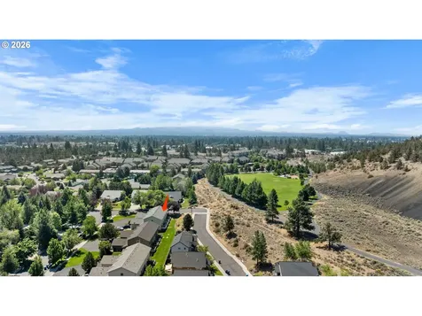1926 NE Sams Loop Bend OR 97701