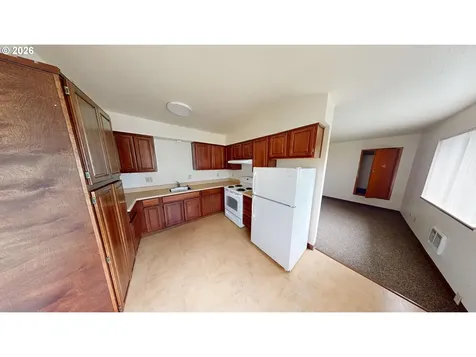 1910 SE Stark Street Portland OR 97214