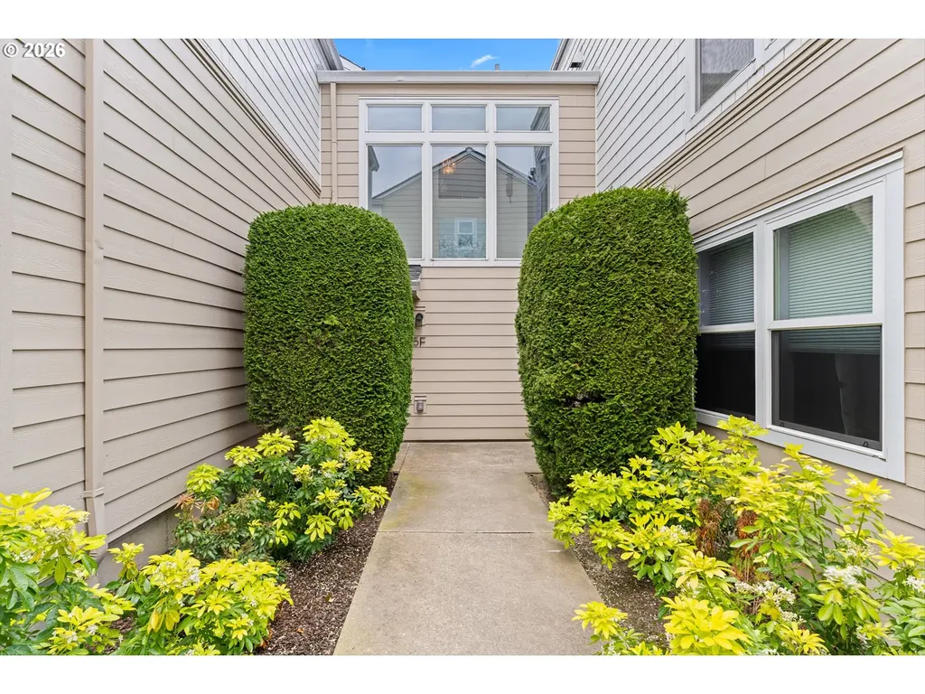 15711 NE Beech Street Portland OR 97230