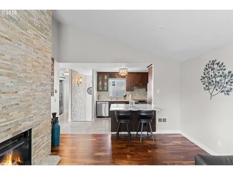 15711 NE Beech Street Portland OR 97230