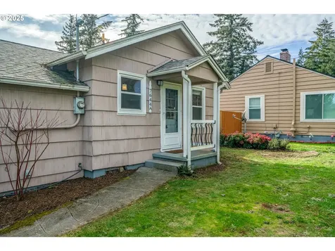 7644 SE Crystal Springs Boulevard Portland OR 97206