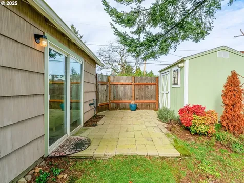7644 SE Crystal Springs Boulevard Portland OR 97206