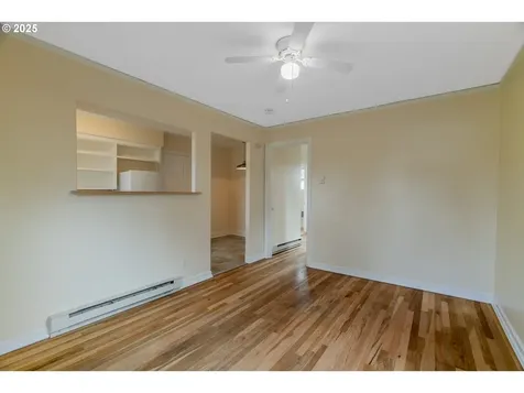 7644 SE Crystal Springs Boulevard Portland OR 97206