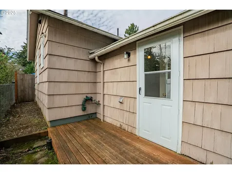 7644 SE Crystal Springs Boulevard Portland OR 97206