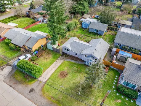 7644 SE Crystal Springs Boulevard Portland OR 97206