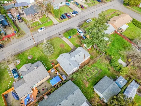 7644 SE Crystal Springs Boulevard Portland OR 97206
