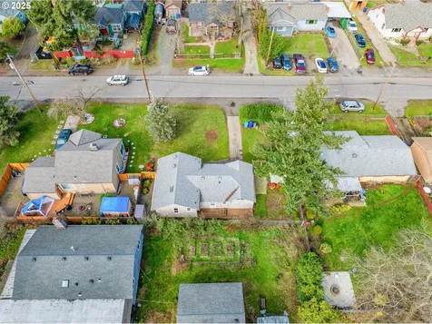 7644 SE Crystal Springs Boulevard Portland OR 97206