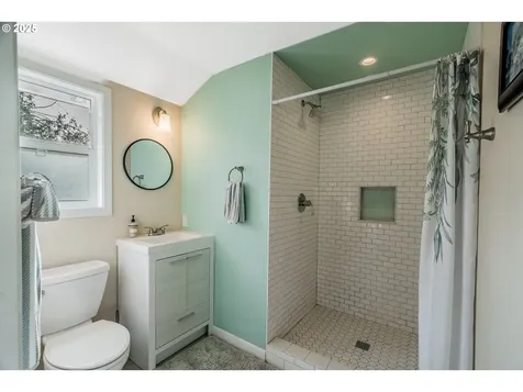 7644 SE Crystal Springs Boulevard Portland OR 97206