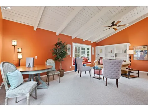 19798 S Hazelhurst Lane West Linn OR 97068