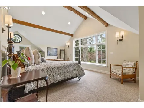 19798 S Hazelhurst Lane West Linn OR 97068