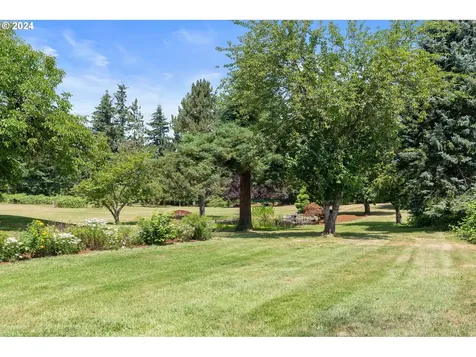 19798 S Hazelhurst Lane West Linn OR 97068