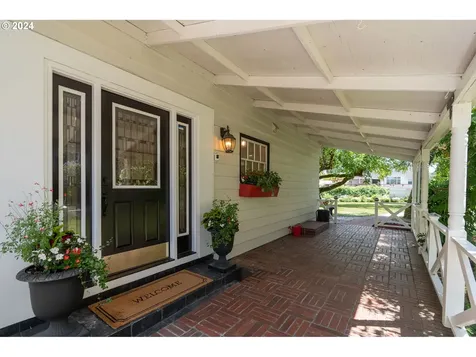 19798 S Hazelhurst Lane West Linn OR 97068