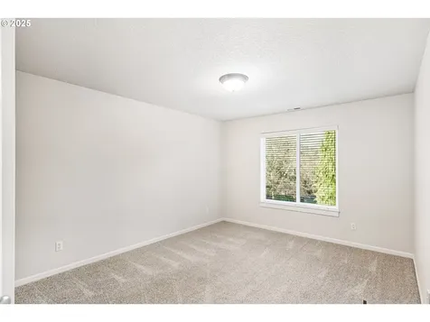12845 SW Kraft Place Portland OR 97223