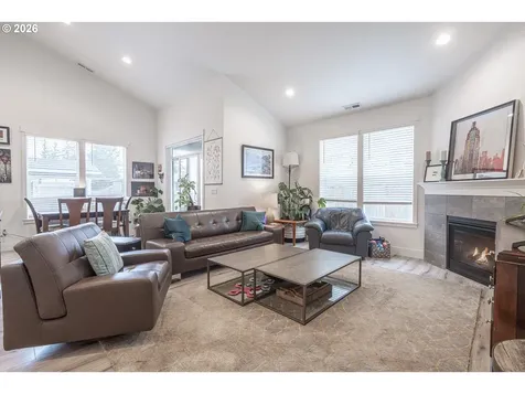1713 N Kalapuya Place Lafayette OR 97127