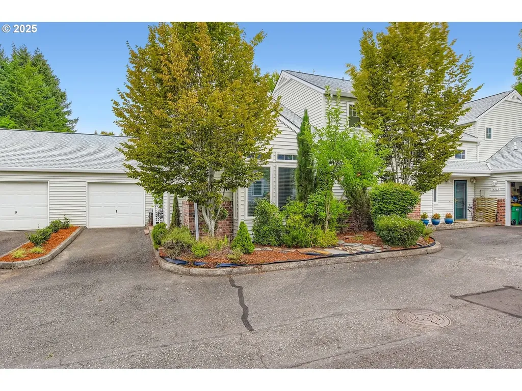 14567 SW Red Maple Lane Beaverton OR 97007