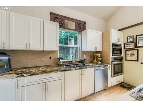 14567 SW Red Maple Lane Beaverton OR 97007