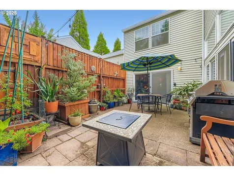 14567 SW Red Maple Lane Beaverton OR 97007