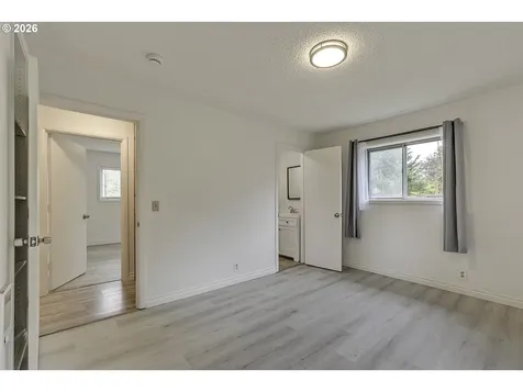 11820 SW Tiedeman Avenue Portland OR 97223
