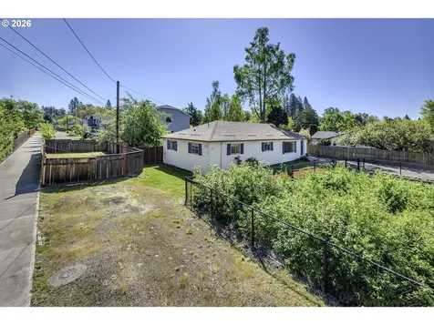11820 SW Tiedeman Avenue Portland OR 97223