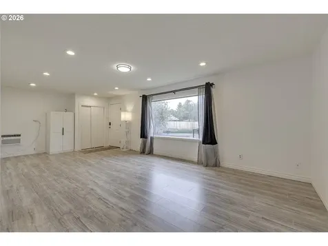 11820 SW Tiedeman Avenue Portland OR 97223