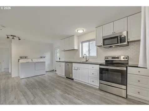 11820 SW Tiedeman Avenue Portland OR 97223