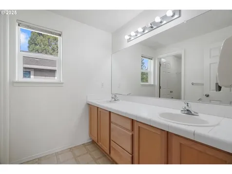 1456 SE Blanchard Street Hillsboro OR 97123