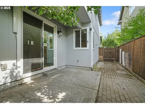 1456 SE Blanchard Street Hillsboro OR 97123