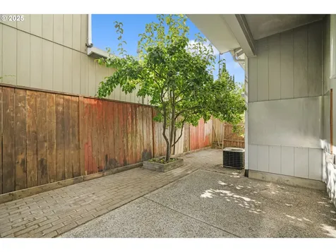 1456 SE Blanchard Street Hillsboro OR 97123