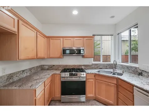 1456 SE Blanchard Street Hillsboro OR 97123