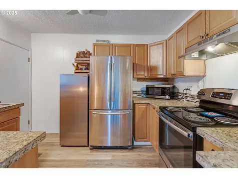 627 15th Avenue Longview WA 98632
