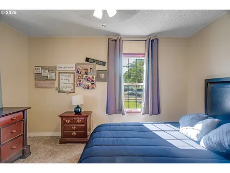 627 15th Avenue Longview WA 98632