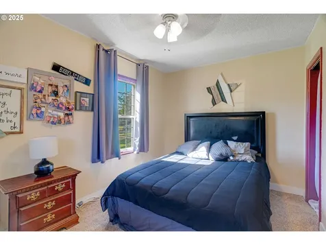 627 15th Avenue Longview WA 98632