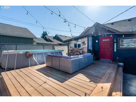 627 15th Avenue Longview WA 98632