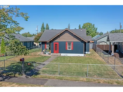 627 15th Avenue Longview WA 98632