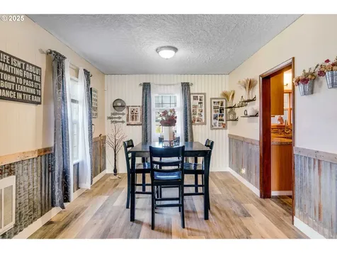 627 15th Avenue Longview WA 98632