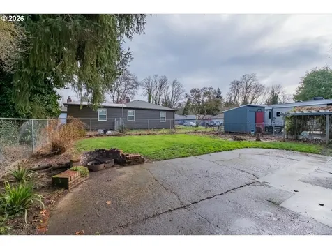 491 Cleveland Street Lebanon OR 97355