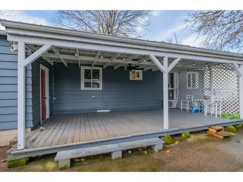 491 Cleveland Street Lebanon OR 97355