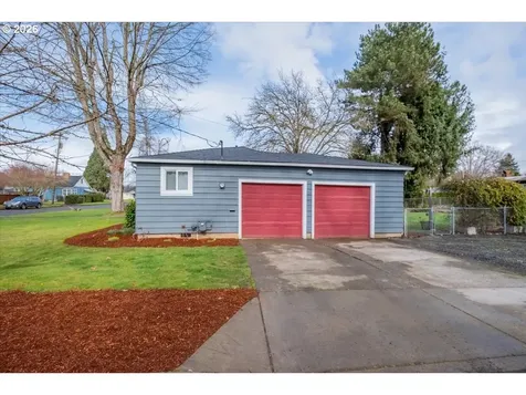 491 Cleveland Street Lebanon OR 97355