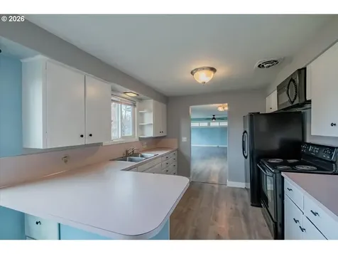 491 Cleveland Street Lebanon OR 97355