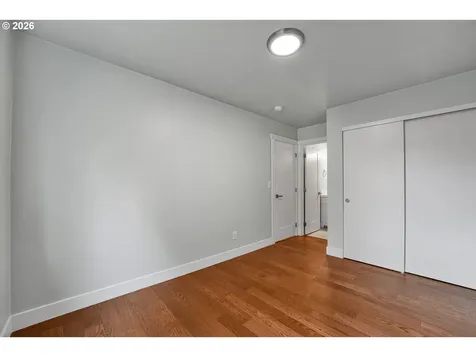 5356 SE 44th Portland OR 97206