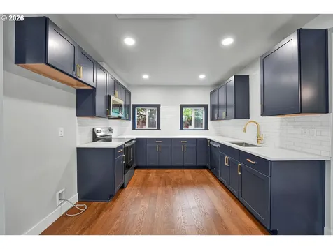 5356 SE 44th Portland OR 97206