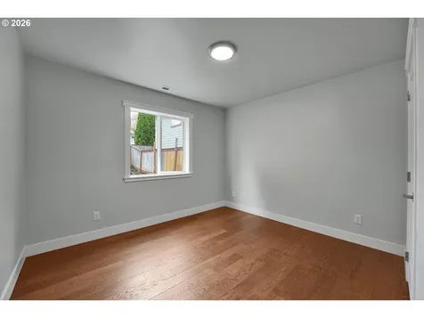 5356 SE 44th Portland OR 97206