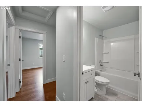 5356 SE 44th Portland OR 97206