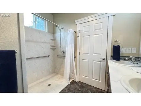 90 Hoyt Avenue Eugene OR 97404