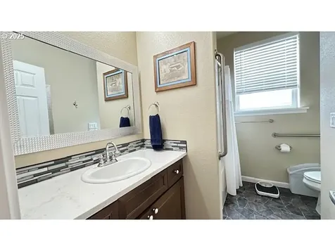 90 Hoyt Avenue Eugene OR 97404