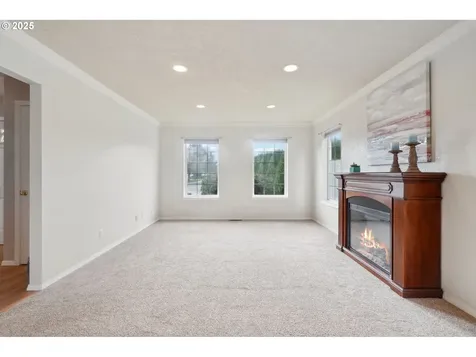 1562 Floral Court Longview WA 98632