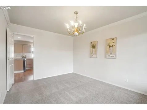 1562 Floral Court Longview WA 98632